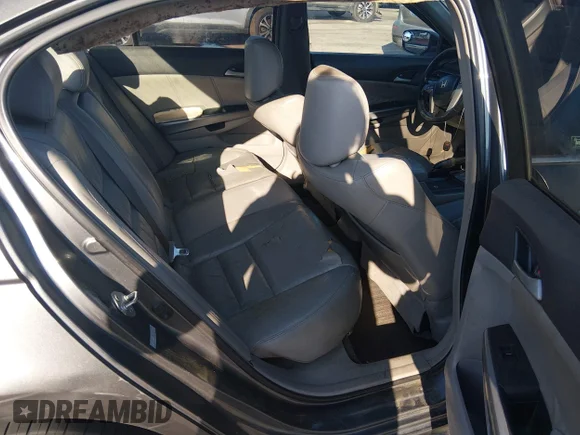 ✅ 2008 Honda Accord EX-L • VIN: 1HGCP368X8A023493 • Lot: 44716663. Wystawiony na IAAI z przebiegiem 199 484 mil. Bezpłatny archiwum sprzedaży aukcyjnych z USA i szczegółowy raport historii pojazdu na DreamBid. Zdjęcie 8.