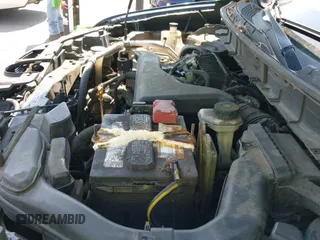 ✅ 2015 Nissan Rogue S • VIN: KNMAT2MV4FP552226 • Lot: 42980455. Wystawiony na IAAI z przebiegiem 351 980 mil. Bezpłatny archiwum sprzedaży aukcyjnych z USA i szczegółowy raport historii pojazdu na DreamBid. Zdjęcie 12.