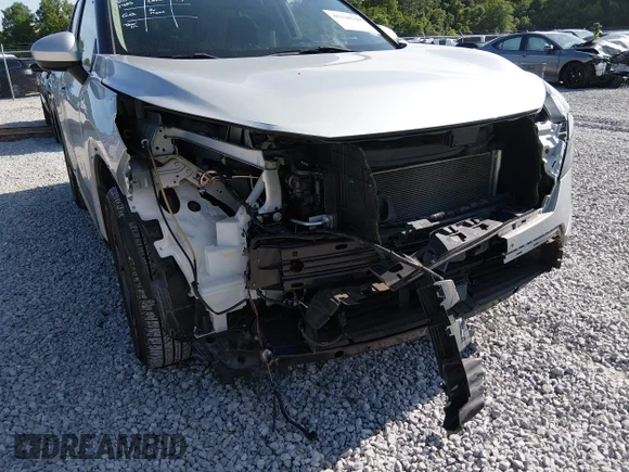 ✅ 2024 Nissan Rogue SV • VIN: 5N1BT3BA2RC730216 • Lot: 45148120. Wystawiony na IAAI z przebiegiem 47 756 mil. Bezpłatny archiwum sprzedaży aukcyjnych z USA i szczegółowy raport historii pojazdu na DreamBid. Zdjęcie 6.