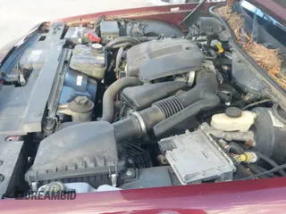 ✅ 2008 Ford Crown Victoria LX • VIN: 2FAFP74V78X137511 • Lot: 43662905. Wystawiony na IAAI z przebiegiem 115 911 mil. Bezpłatny archiwum sprzedaży aukcyjnych z USA i szczegółowy raport historii pojazdu na DreamBid. Zdjęcie 20.