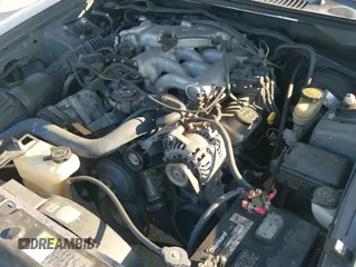 ✅ 2003 Ford Mustang Standard • VIN: 1FAFP40413F317521 • Lot: 43452480. Wystawiony na IAAI z przebiegiem 142 831 mil. Bezpłatny archiwum sprzedaży aukcyjnych z USA i szczegółowy raport historii pojazdu na DreamBid. Zdjęcie 13.