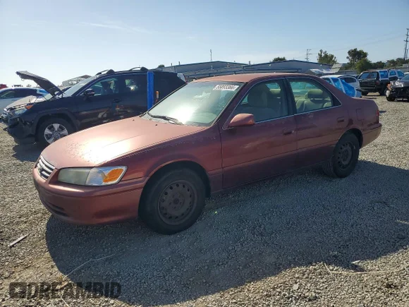 ✅ 2000 Toyota Camry LE • VIN: JT2BG22K8Y0478749 • Lot: 55893366. Listed on Copart with Not provided. Free auction sales archive from the USA and detailed vehicle history report at DreamBid. Image 1.