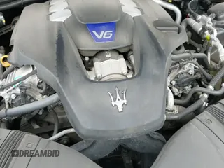 ✅ 2018 Maserati Ghibli S Q4 • VIN: ZAM57YTA5J1278534 • Лот: 43106660. Опубликован ранее на IAAI с пробегом 77 981 миль. Бесплатный доступ к архиву аукционных продаж из США и подробный отчёт об истории автомобиля на DreamBid. Изображение 19.