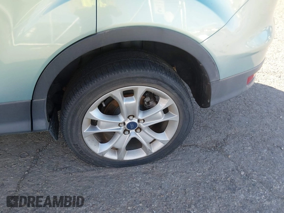 ✅ 2013 Ford Escape SEL • VIN: 1FMCU0HX8DUC54892 • Lot: 44405497. Wystawiony na IAAI z przebiegiem 124 517 mil. Bezpłatny archiwum sprzedaży aukcyjnych z USA i szczegółowy raport historii pojazdu na DreamBid. Zdjęcie 6.