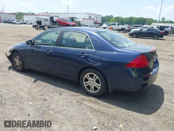 ✅ 2007 Honda Accord LX SE • VIN: JHMCM56367C014718 • Лот: 45489447. Опубліковано раніше на IAAI з пробігом Не вказано. Безкоштовний доступ до архіву аукціонних продажів зі США та докладний звіт про історію автомобіля на DreamBid. Зображення 3.
