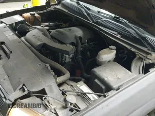 ✅ 2005 Chevrolet Avalanche LS • VIN: 3GNEC12Z95G156367 • Lot: 43211166. Listed on IAAI with 175,569 mi. Free auction sales archive from the USA and detailed vehicle history report at DreamBid. Image 12.