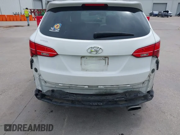 ✅ 2014 Hyundai Santa Fe • VIN: 5XYZT3LB3EG177141 • Lot: 45175701. Wystawiony na IAAI z przebiegiem 129 206 mil. Bezpłatny archiwum sprzedaży aukcyjnych z USA i szczegółowy raport historii pojazdu na DreamBid. Zdjęcie 6.
