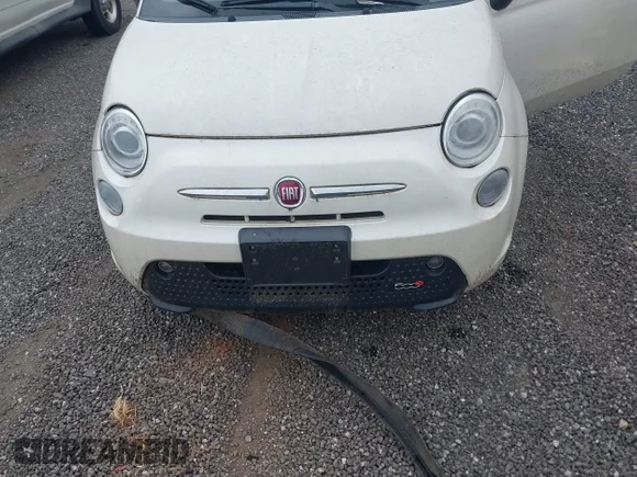 ✅ 2014 FIAT 500e • VIN: 3C3CFFGE3ET244952 • Лот: 45339699. Опубликован ранее на IAAI с пробегом 63 571 миль. Бесплатный доступ к архиву аукционных продаж из США и подробный отчёт об истории автомобиля на DreamBid. Изображение 6.