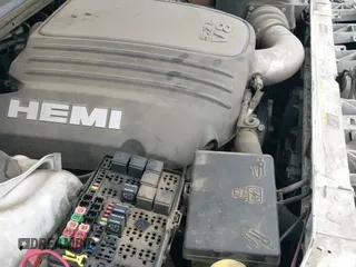 ✅ 2015 Dodge Challenger R/T Plus • VIN: 2C3CDZBT4FH783278 • Лот: 40836805. Опубликован ранее на IAAI с пробегом 186 948 миль. Бесплатный доступ к архиву аукционных продаж из США и подробный отчёт об истории автомобиля на DreamBid. Изображение 19.