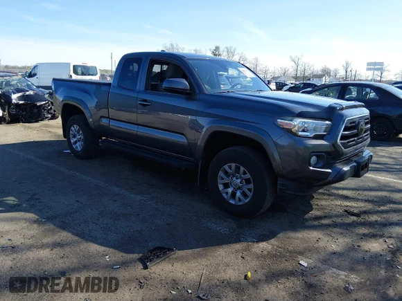 ✅ 2018 Toyota Tacoma SR • VIN: 5TFSX5EN8JX060638 • Lot: 44803873. Listed on IAAI with 61,214 mi. Free auction sales archive from the USA and detailed vehicle history report at DreamBid. Image 1.