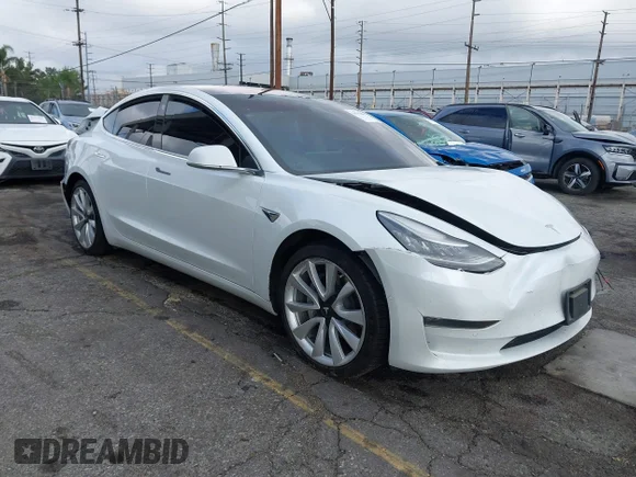 ✅ 2019 Tesla Model 3 Long Range • VIN: 5YJ3E1EB6KF192012 • Лот: 44752801. Опубликован ранее на IAAI с пробегом 106 482 миль. Бесплатный доступ к архиву аукционных продаж из США и подробный отчёт об истории автомобиля на DreamBid. Изображение 1.