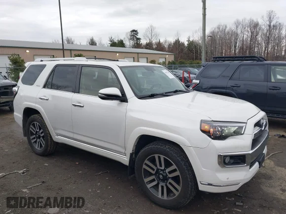 ✅ 2016 Toyota 4Runner Limited • VIN: JTEBU5JRXG5277304 • Lot: 44012440. Wystawiony na IAAI z przebiegiem 82 837 mil. Bezpłatny archiwum sprzedaży aukcyjnych z USA i szczegółowy raport historii pojazdu na DreamBid. Zdjęcie 1.