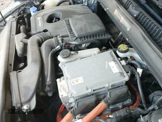 ✅ 2015 Ford Fusion S Hybrid • VIN: 3FA6P0UU7FR132609 • Лот: 42776760. Опубликован ранее на IAAI с пробегом 64 479 миль. Бесплатный доступ к архиву аукционных продаж из США и подробный отчёт об истории автомобиля на DreamBid. Изображение 19.