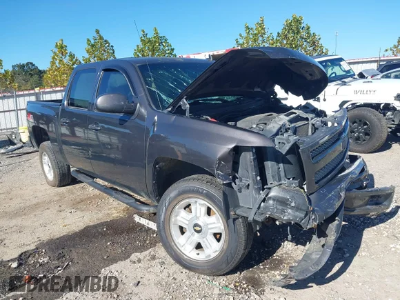 ✅ 2010 Chevrolet Silverado 1500 LT • VIN: 3GCRKSE30AG195675 • Lot: 43408860. Listed on IAAI with 181,000 mi. Free auction sales archive from the USA and detailed vehicle history report at DreamBid. Image 1.