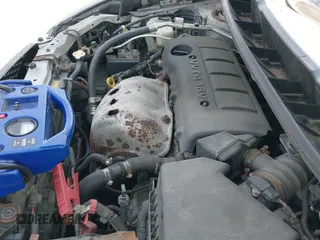 ✅ 2010 Pontiac Vibe 1SB • VIN: 5Y2SP6E07AZ404359 • Lot: 43007092. Listed on IAAI with 186,616 mi. Free auction sales archive from the USA and detailed vehicle history report at DreamBid. Image 13.