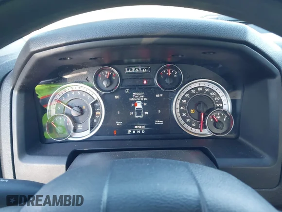 ✅ 2024 Ram 1500 Tradesman • VIN: 1C6RR7KT4RS130238 • Lot: 44192280. Wystawiony na IAAI z przebiegiem 49 758 mil. Bezpłatny archiwum sprzedaży aukcyjnych z USA i szczegółowy raport historii pojazdu na DreamBid. Zdjęcie 7.