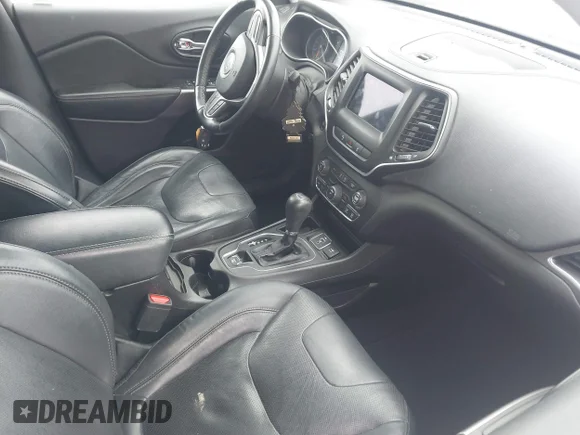 ✅ 2021 Jeep Cherokee Latitude Lux • VIN: 1C4PJLMXXMD107320 • Лот: 45237408. Опубликован ранее на IAAI с пробегом 77 391 миль. Бесплатный доступ к архиву аукционных продаж из США и подробный отчёт об истории автомобиля на DreamBid. Изображение 5.