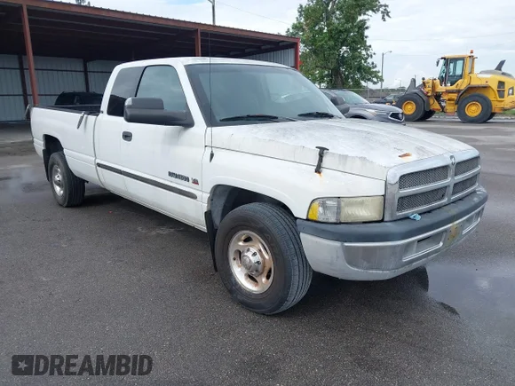 ✅ 2000 Dodge 2500 • VIN: 3B7KC23Z3YG106911 • Lot: 42250441. Listed on IAAI with 162,349 mi. Free auction sales archive from the USA and detailed vehicle history report at DreamBid. Image 1.