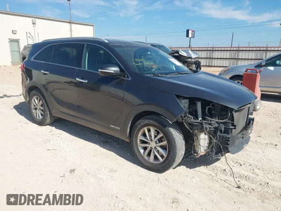 ✅ 2018 Kia Sorento LX • VIN: 5XYPGDA53JG339004 • Лот: 44338301. Опубликован ранее на IAAI с пробегом 124 874 миль. Бесплатный доступ к архиву аукционных продаж из США и подробный отчёт об истории автомобиля на DreamBid. Изображение 1.