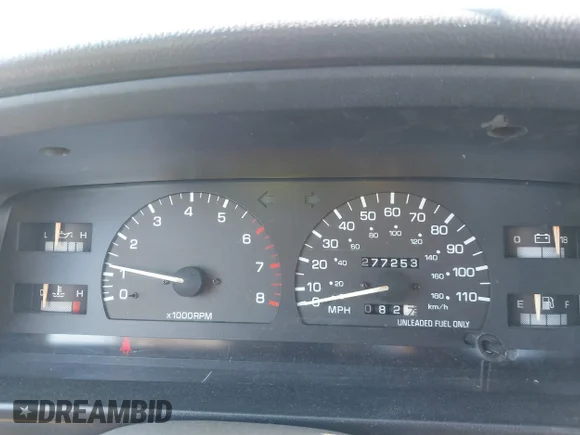 ✅ 1993 Toyota Pickup DLX • VIN: JT4VN13D0P5117232 • Lot: 42465811. Wystawiony na IAAI z przebiegiem 277 253 mil. Bezpłatny archiwum sprzedaży aukcyjnych z USA i szczegółowy raport historii pojazdu na DreamBid. Zdjęcie 7.