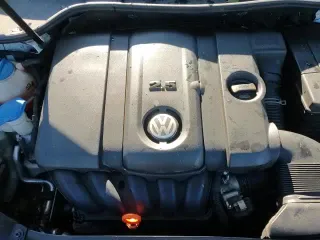 ✅ 2010 Volkswagen Golf • VIN: WVWBB7AJ7AW119617 • Lot: 86618864. Listed on Copart with 116,070 mi. Free auction sales archive from the USA and detailed vehicle history report at DreamBid. Image 13.