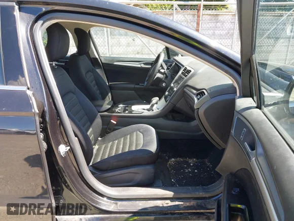 ✅ 2014 Ford Fusion SE • VIN: 1FA6P0H7XE5401711 • Лот: 45404670. Опубліковано раніше на IAAI з пробігом 158 867 миль. Безкоштовний доступ до архіву аукціонних продажів зі США та докладний звіт про історію автомобіля на DreamBid. Зображення 5.