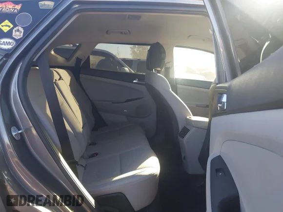 ✅ 2020 Hyundai Tucson SEL • VIN: KM8J33AL7LU178874 • Lot: 44144610. Wystawiony na IAAI z przebiegiem 56 977 mil. Bezpłatny archiwum sprzedaży aukcyjnych z USA i szczegółowy raport historii pojazdu na DreamBid. Zdjęcie 8.