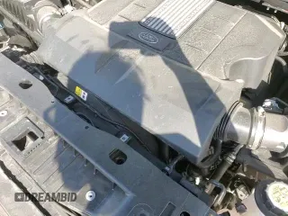 ✅ 2024 Land Rover Defender • VIN: SALEB6EE7R2346435 • Lot: 46250305. Listed on Copart with 2,557 mi. Free auction sales archive from the USA and detailed vehicle history report at DreamBid. Image 15.