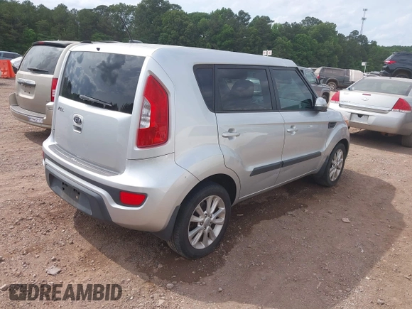 ✅ 2012 Kia Soul + • VIN: KNDJT2A60C7445960 • Lot: 44943548. Wystawiony na IAAI z przebiegiem 185 286 mil. Bezpłatny archiwum sprzedaży aukcyjnych z USA i szczegółowy raport historii pojazdu na DreamBid. Zdjęcie 4.
