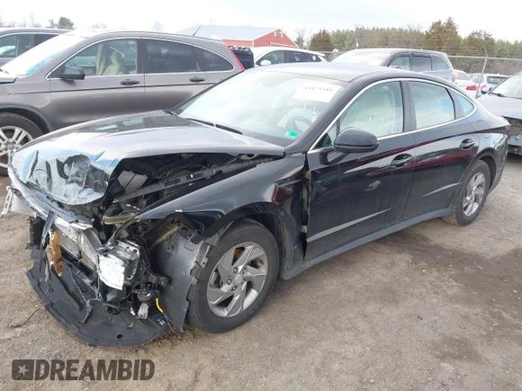 ✅ 2025 Hyundai Sonata SE • VIN: KMHL24JA0SA430576 • Lot: 44475381. Wystawiony na IAAI z przebiegiem 15 999 mil. Bezpłatny archiwum sprzedaży aukcyjnych z USA i szczegółowy raport historii pojazdu na DreamBid. Zdjęcie 2.