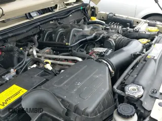 ✅ 2012 Jeep Wrangler Arctic • VIN: 1C4AJWBG1CL103607 • Lot: 42004802. Wystawiony na IAAI z przebiegiem 72 030 mil. Bezpłatny archiwum sprzedaży aukcyjnych z USA i szczegółowy raport historii pojazdu na DreamBid. Zdjęcie 20.