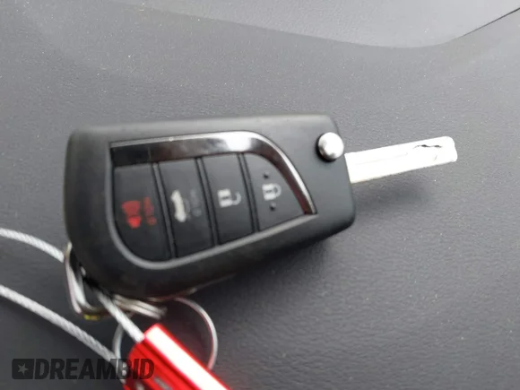 ✅ 2026 Toyota Corolla LE • VIN: 5YFB4MDE4TP391898 • Lot: 44583843. Wystawiony na IAAI z przebiegiem 3 519 mil. Bezpłatny archiwum sprzedaży aukcyjnych z USA i szczegółowy raport historii pojazdu na DreamBid. Zdjęcie 11.