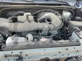 ✅ 2021 Toyota 4Runner Limited • VIN: JTEKU5JR6M5924129 • Lot: 67580265. Wystawiony na Copart z przebiegiem 94 768 mil. Bezpłatny archiwum sprzedaży aukcyjnych z USA i szczegółowy raport historii pojazdu na DreamBid. Zdjęcie 14.