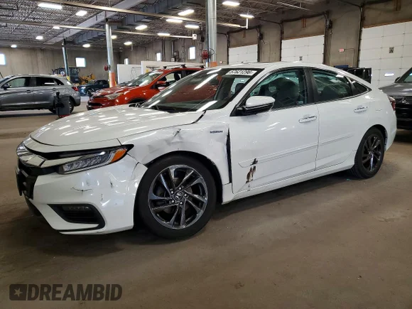 ✅ 2019 Honda Insight Touring • VIN: 19XZE4F95KE001922 • Lot: 57621296. Wystawiony na Copart z przebiegiem 95 493 mil. Bezpłatny archiwum sprzedaży aukcyjnych z USA i szczegółowy raport historii pojazdu na DreamBid. Zdjęcie 1.