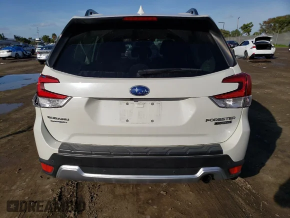 ✅ 2021 Subaru Forester Touring • VIN: JF2SKAXC5MH530272 • Lot: 73634792. Wystawiony na Copart z przebiegiem 17 908 mil. Bezpłatny archiwum sprzedaży aukcyjnych z USA i szczegółowy raport historii pojazdu na DreamBid. Zdjęcie 6.
