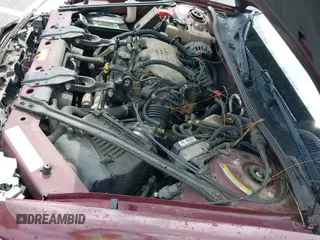 ✅ 1999 Buick Century Limited • VIN: 2G4WY52M4X1427997 • Lot: 42950727. Wystawiony na IAAI z przebiegiem 136 358 mil. Bezpłatny archiwum sprzedaży aukcyjnych z USA i szczegółowy raport historii pojazdu na DreamBid. Zdjęcie 12.