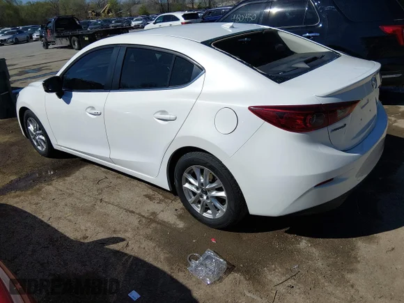 ✅ 2015 Mazda 3 i Grand Touring • VIN: 3MZBM1W79FM226693 • Лот: 44813393. Опубліковано раніше на IAAI з пробігом 88 426 миль. Безкоштовний доступ до архіву аукціонних продажів зі США та докладний звіт про історію автомобіля на DreamBid. Зображення 3.