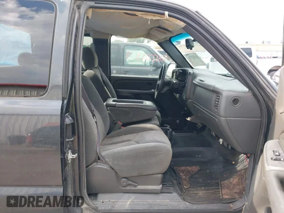 ✅ 2004 Chevrolet Silverado 1500 Z71 • VIN: 1GCEK19T84Z325208 • Lot: 43122223. Wystawiony na IAAI z przebiegiem 188 053 mil. Bezpłatny archiwum sprzedaży aukcyjnych z USA i szczegółowy raport historii pojazdu na DreamBid. Zdjęcie 5.