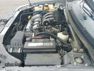 ✅ 2006 Ford Five Hundred SE • VIN: 1FAHP23106G133698 • Lot: 43025849. Wystawiony na IAAI z przebiegiem 200 777 mil. Bezpłatny archiwum sprzedaży aukcyjnych z USA i szczegółowy raport historii pojazdu na DreamBid. Zdjęcie 14.