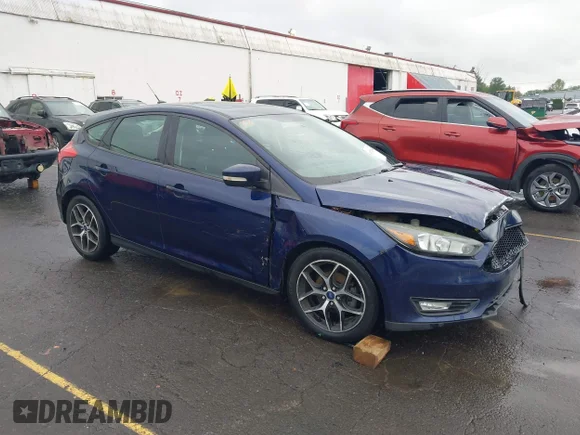 ✅ 2017 Ford Focus SEL • VIN: 1FADP3M20HL246265 • Lot: 44923848. Wystawiony na IAAI z przebiegiem 121 670 mil. Bezpłatny archiwum sprzedaży aukcyjnych z USA i szczegółowy raport historii pojazdu na DreamBid. Zdjęcie 1.