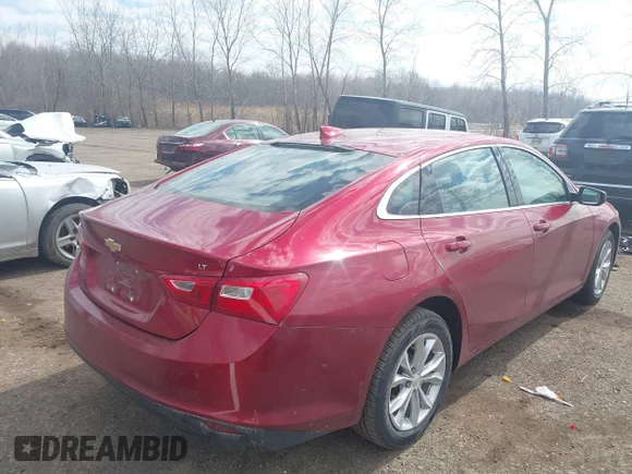 ✅ 2024 Chevrolet Malibu LT • VIN: 1G1ZD5ST4RF118507 • Lot: 44662822. Wystawiony na IAAI z przebiegiem 72 595 mil. Bezpłatny archiwum sprzedaży aukcyjnych z USA i szczegółowy raport historii pojazdu na DreamBid. Zdjęcie 4.