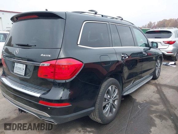 ✅ 2013 Mercedes-Benz GL 450 • VIN: 4JGDF7CE0DA222873 • Lot: 43765163. Wystawiony na IAAI z przebiegiem 130 445 mil. Bezpłatny archiwum sprzedaży aukcyjnych z USA i szczegółowy raport historii pojazdu na DreamBid. Zdjęcie 4.