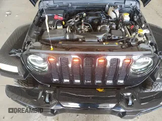 ✅ 2022 Jeep Wrangler Unlimited Sahara Altitude • VIN: 1C4HJXEG7NW111230 • Lot: 92043455. Wystawiony na Copart z przebiegiem 54 336 mil. Bezpłatny archiwum sprzedaży aukcyjnych z USA i szczegółowy raport historii pojazdu na DreamBid. Zdjęcie 15.