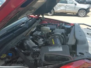 ✅ 2019 GMC Sierra 2500HD SLT • VIN: 1GT12REY1KF147770 • Lot: 39966677. Listed on IAAI with 145,529 mi. Free auction sales archive from the USA and detailed vehicle history report at DreamBid. Image 19.