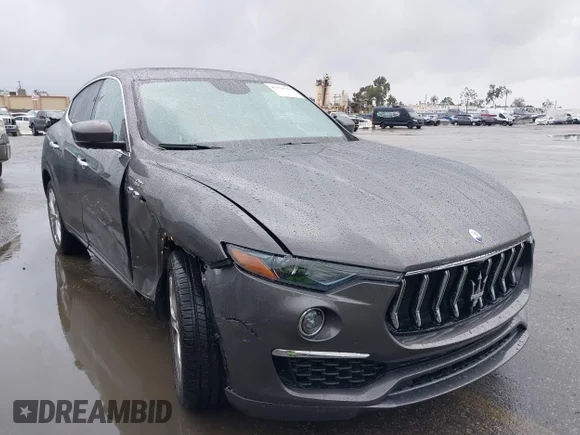✅ 2022 Maserati Levante GT • VIN: ZN661XUA5NX389220 • Лот: 43698110. Опубликован ранее на IAAI с пробегом 38 793 миль. Бесплатный доступ к архиву аукционных продаж из США и подробный отчёт об истории автомобиля на DreamBid. Изображение 1.