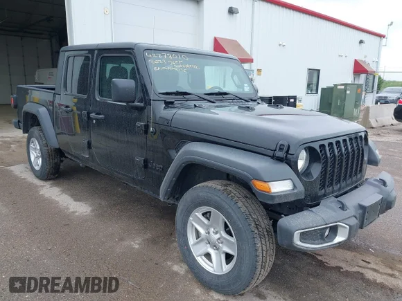 ✅ 2023 Jeep Gladiator Sport S • VIN: 1C6HJTAG8PL522548 • Лот: 42278010. Опубликован ранее на IAAI с пробегом 58 491 миль. Бесплатный доступ к архиву аукционных продаж из США и подробный отчёт об истории автомобиля на DreamBid. Изображение 1.