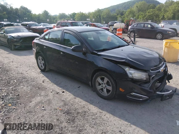 ✅ 2016 Chevrolet Cruze LT • VIN: 1G1PE5SB6G7226016 • Lot: 45301474. Listed on IAAI with 184,962 mi. Free auction sales archive from the USA and detailed vehicle history report at DreamBid. Image 1.