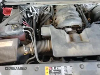 ✅ 2018 Chevrolet Tahoe LT • VIN: 1GNSCBKC5JR219818 • Lot: 91029495. Wystawiony na Copart z przebiegiem 147 323 mil. Bezpłatny archiwum sprzedaży aukcyjnych z USA i szczegółowy raport historii pojazdu na DreamBid. Zdjęcie 13.