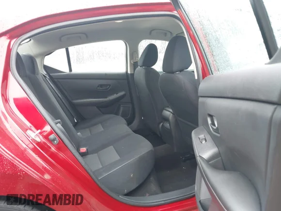 ✅ 2024 Nissan Sentra SV • VIN: 3N1AB8CV3RY208688 • Lot: 44214937. Wystawiony na IAAI z przebiegiem 41 581 mil. Bezpłatny archiwum sprzedaży aukcyjnych z USA i szczegółowy raport historii pojazdu na DreamBid. Zdjęcie 8.