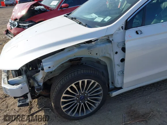 ✅ 2017 Ford Fusion SE • VIN: 3FA6P0H96HR176545 • Lot: 45291449. Wystawiony na IAAI z przebiegiem 40 131 mil. Bezpłatny archiwum sprzedaży aukcyjnych z USA i szczegółowy raport historii pojazdu na DreamBid. Zdjęcie 6.